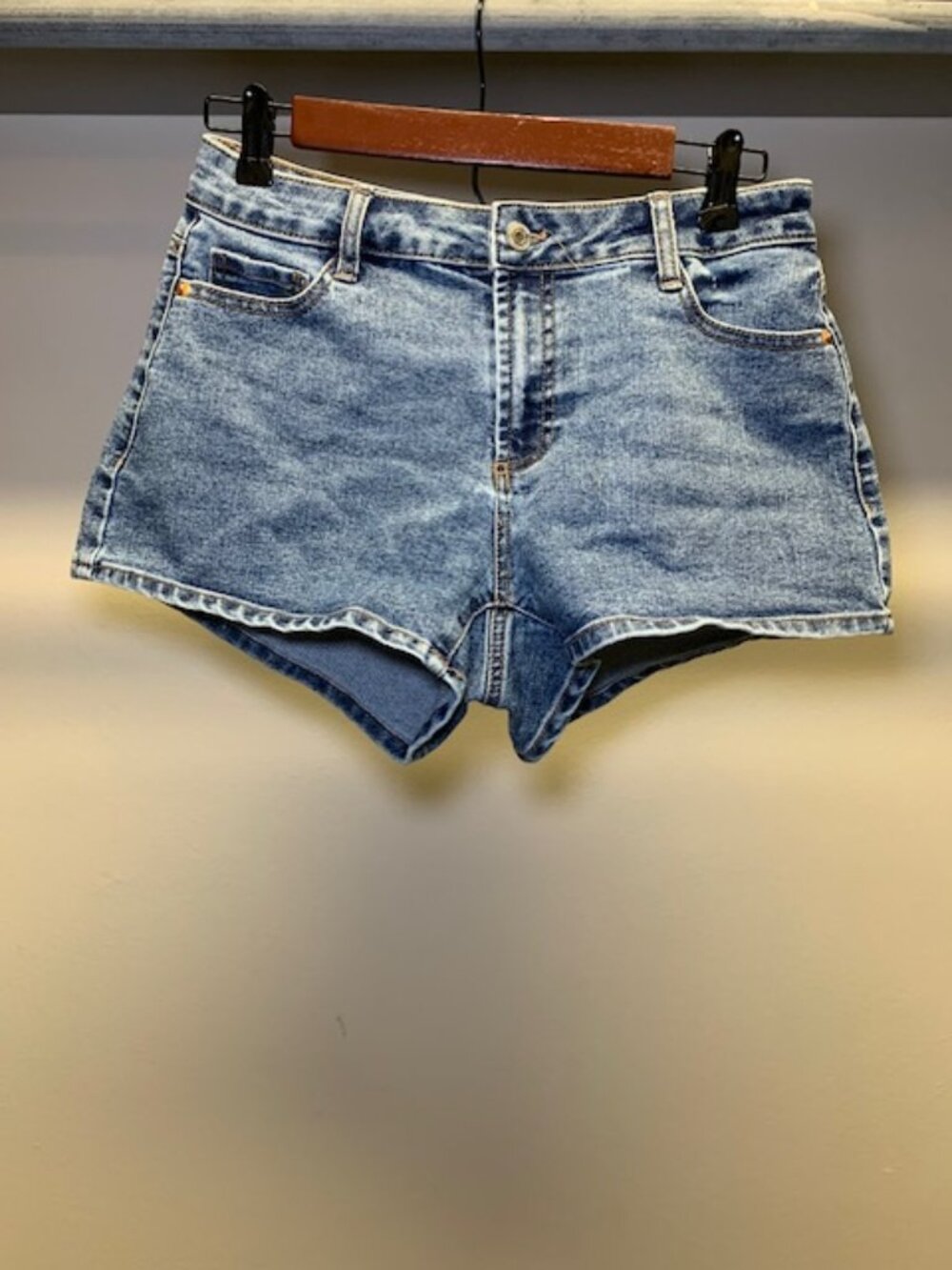 No Boundaries Flower Patch Shorts – Denim – Size 6